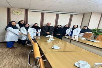 نشست صمیمی مدیرمحترم بیمارستان امام سجاد(ع ) شهریار با کادر درمان اتاق عمل